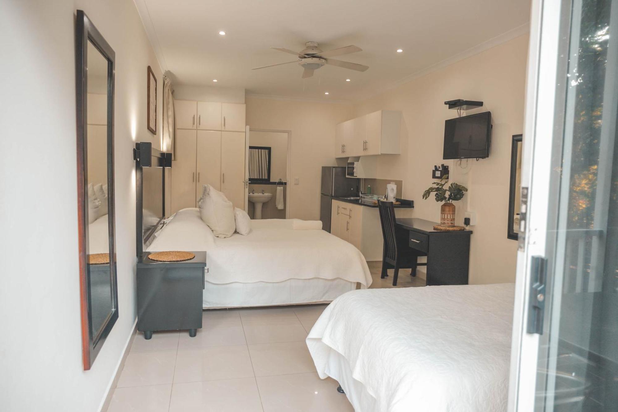 Beside Still Waters Boutique Hotel Durban Eksteriør bilde